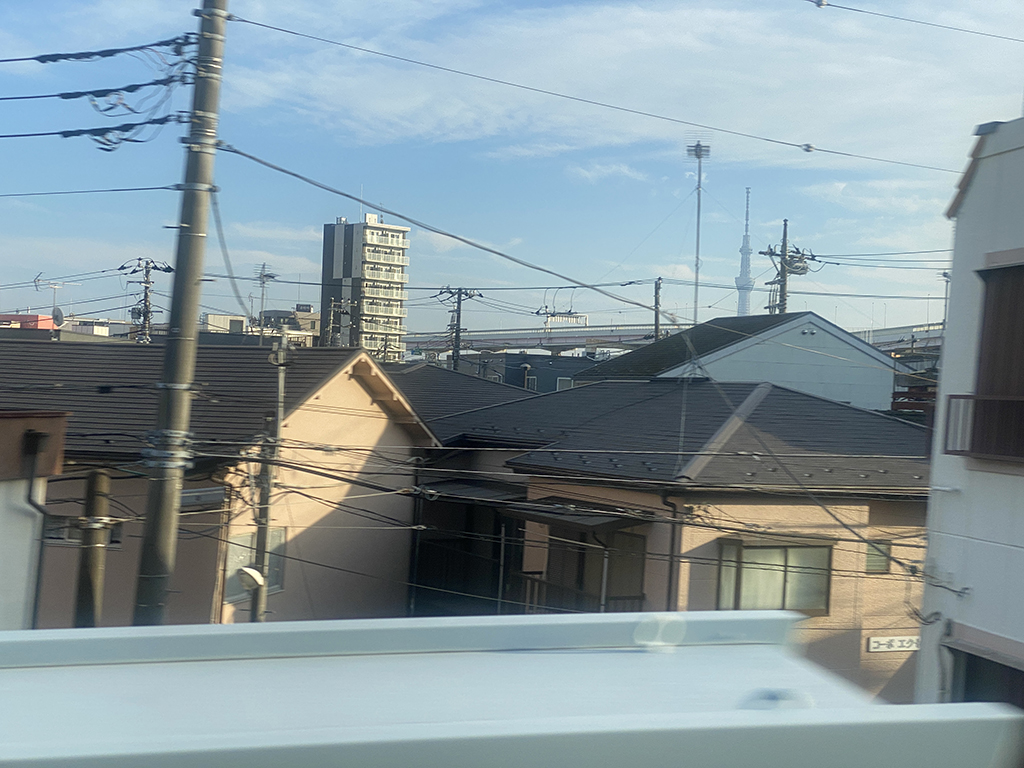 京成スカイライナーの車窓から